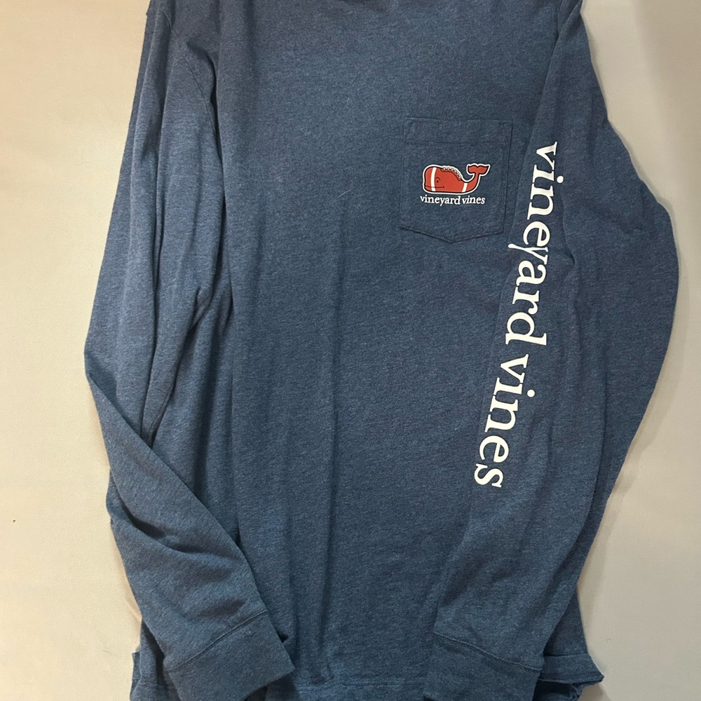 Vineyard Vines Men's Long Sleeve Tee in Navy with Logo